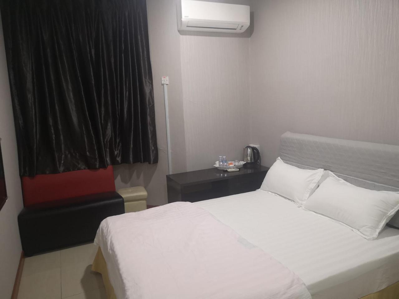 Home Inn Hotel อิโปห์ ภายนอก รูปภาพ